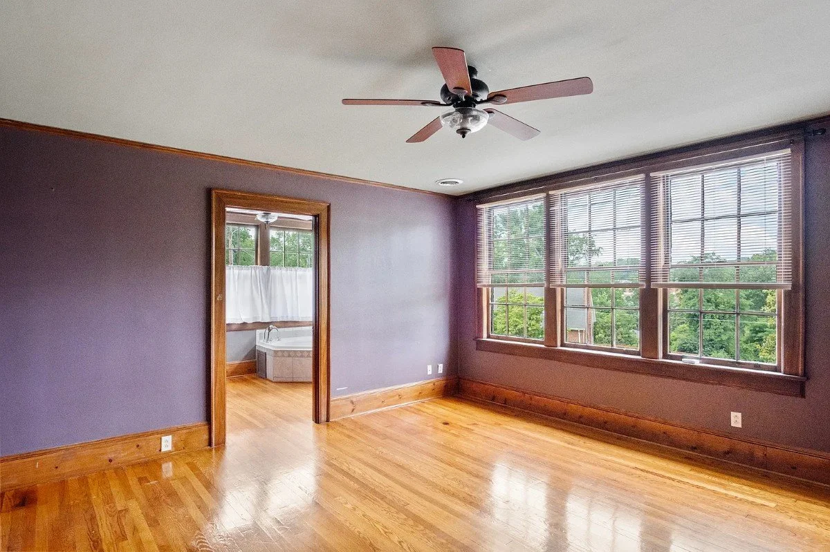 1930 Colonial Revival house Bristol Virginia - 31 - bedroom.webp