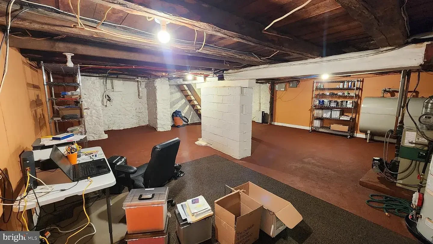 1845 Stone Farmhouse Orefield Pennsylvania - 29 - basement.webp
