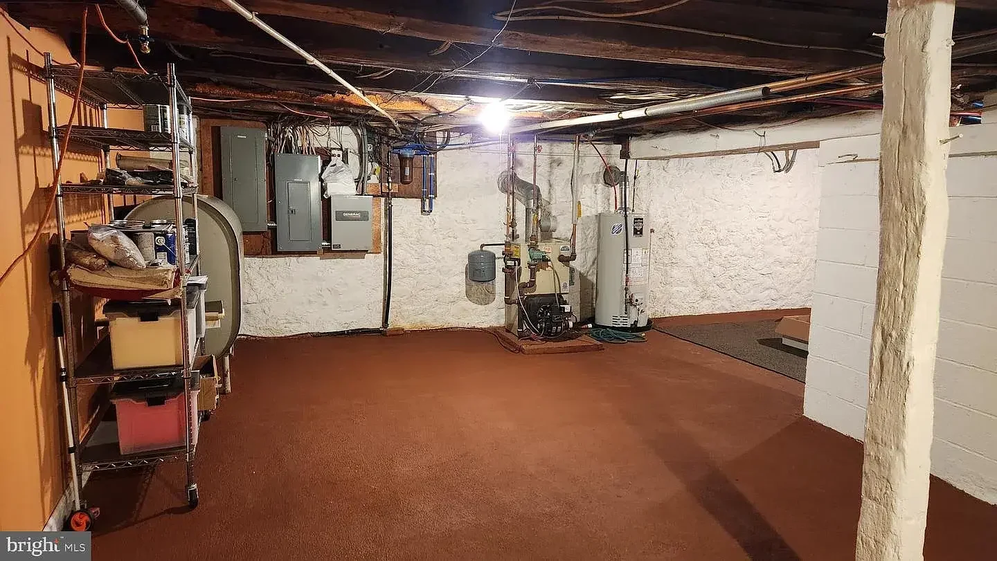 1845 Stone Farmhouse Orefield Pennsylvania - 30 - basement.webp