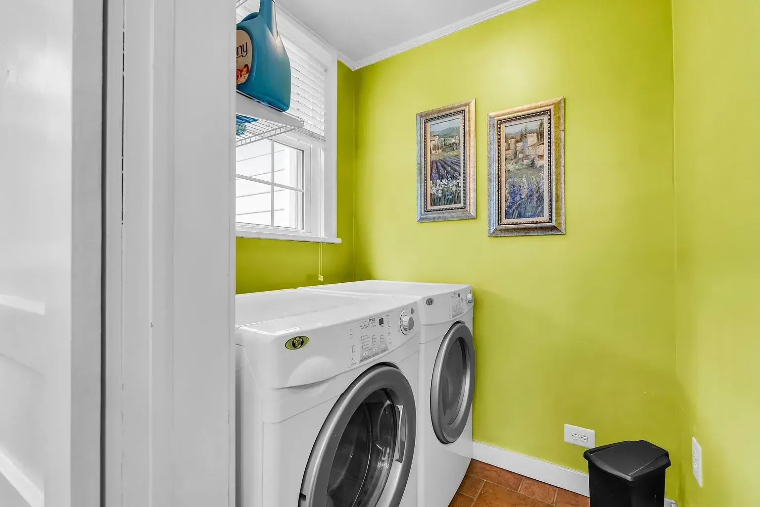 1847 Greek Revival house Aberdeen Mississippi - 19 - laundry.webp