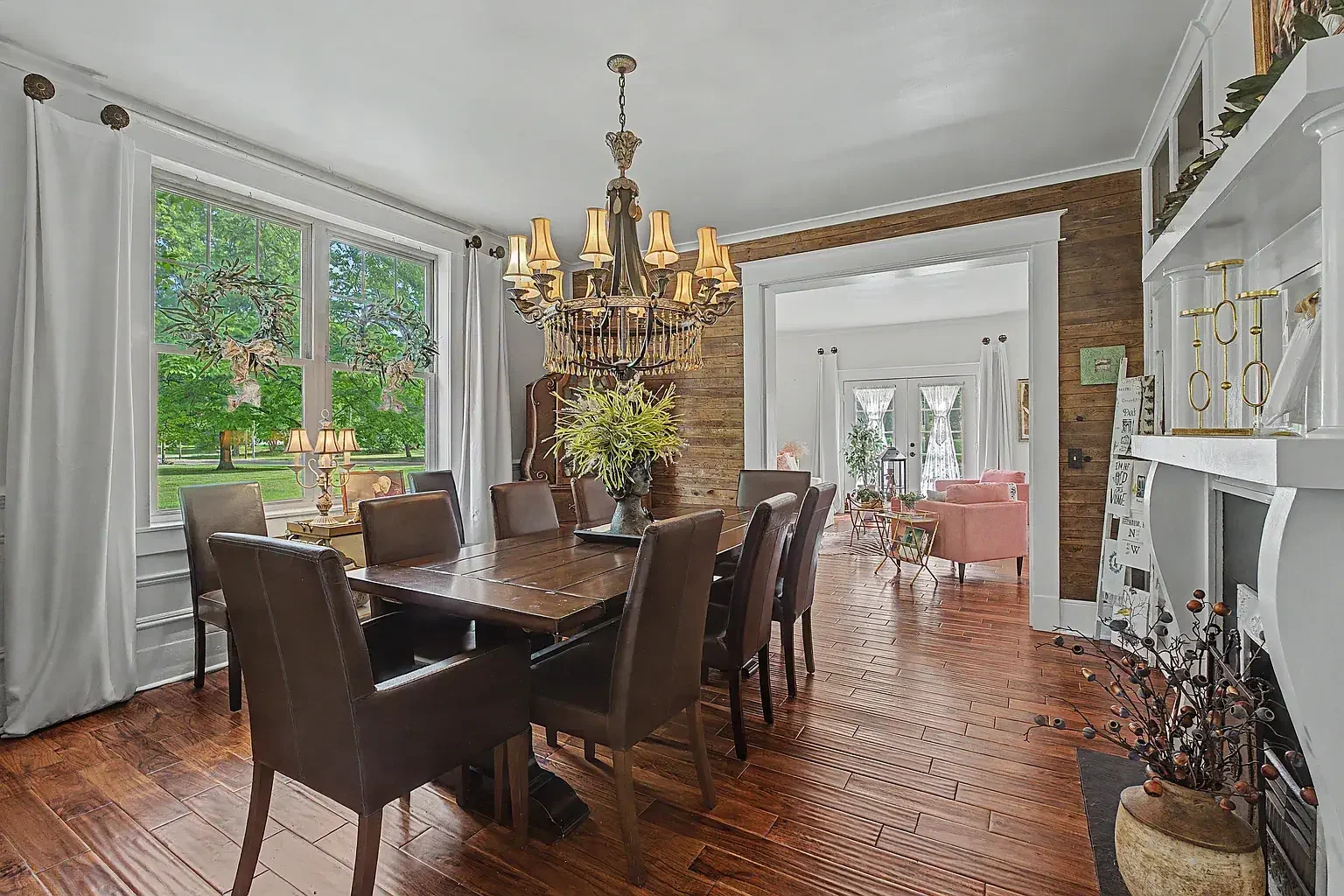 1930 Traditional House Hernando Mississippi - 7 - dining room.webp