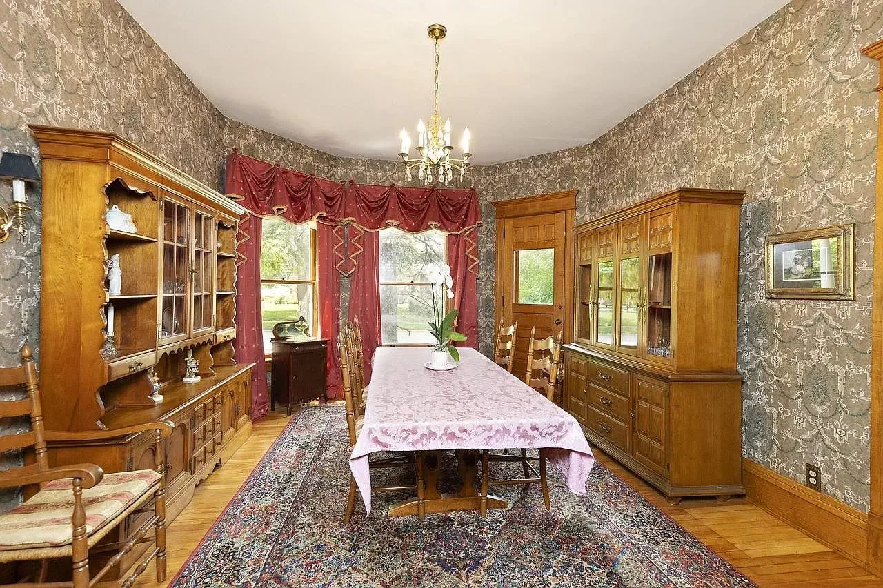 The Edward Engebretsen House 1895 Queen Anne Revival Whitewater Wisconsin - 11 - dining room.webp