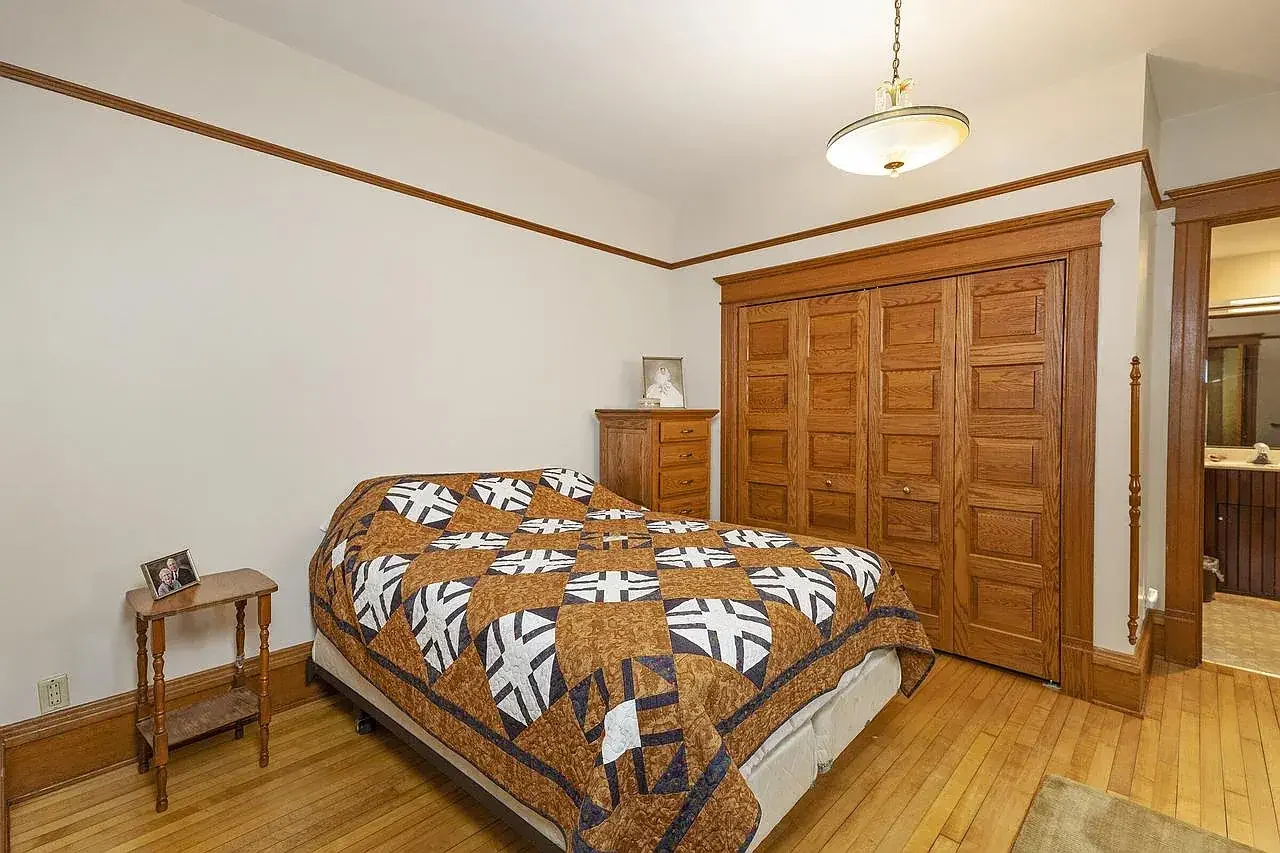 The Edward Engebretsen House 1895 Queen Anne Revival Whitewater Wisconsin - 14 - bedroom.webp