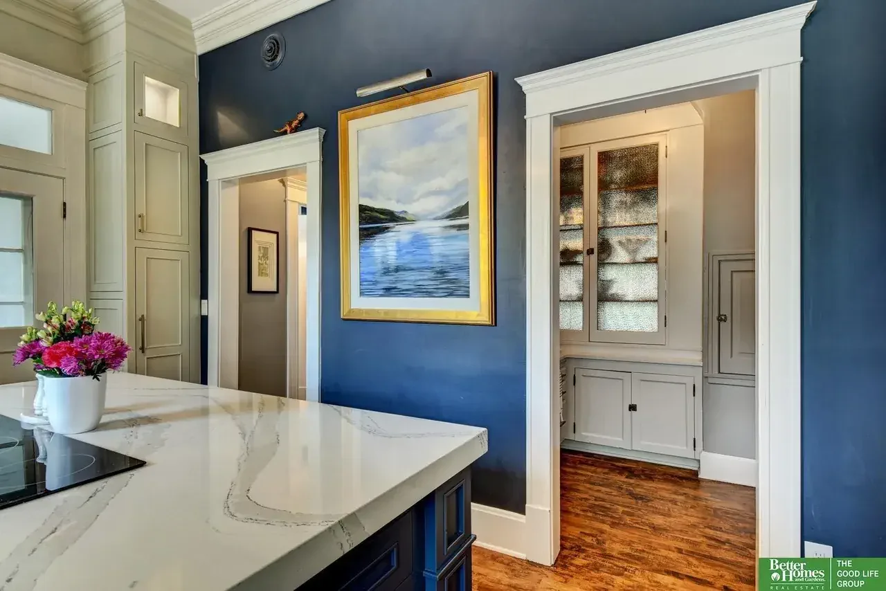 1908 Georgian Revival house Omaha Nebraska - 37 - kitchen.webp