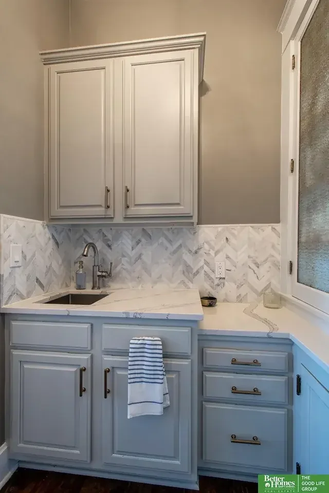1908 Georgian Revival house Omaha Nebraska - 39 - kitchen.webp