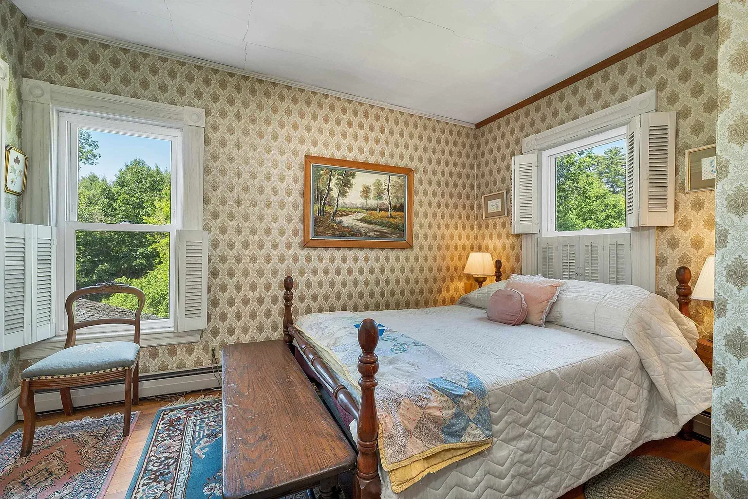 1892 Victorian house Whitefield New Hampshire - 52 - bedroom.webp