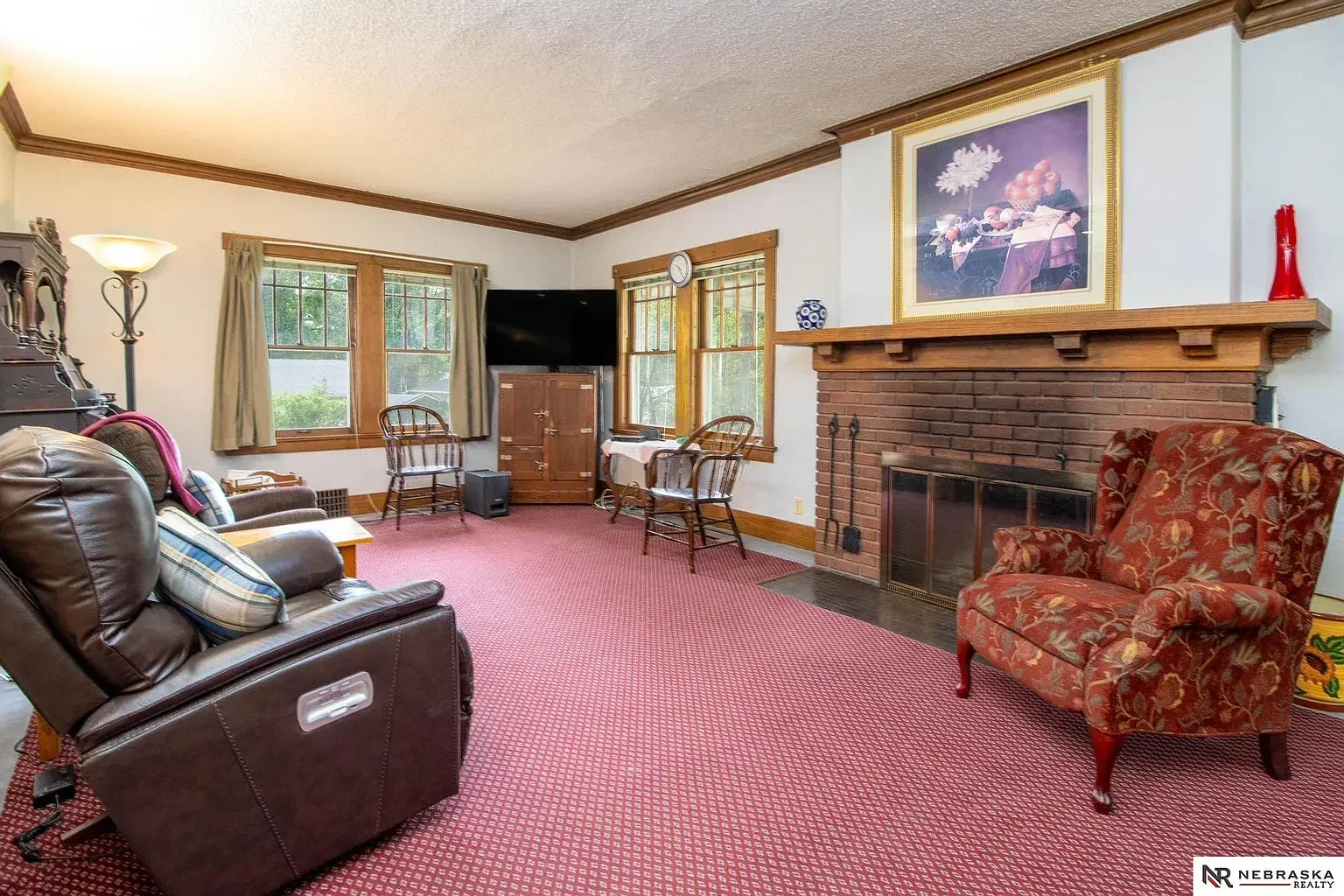 1905 Craftsman house Lincoln Nebraska - 9 - living room.webp