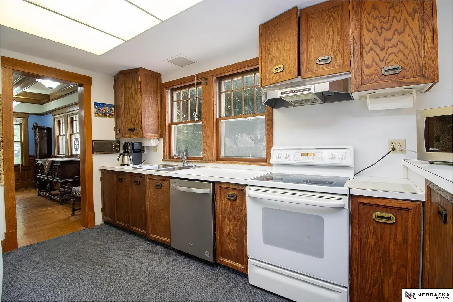 1905 Craftsman house Lincoln Nebraska - 18 - kitchen.webp