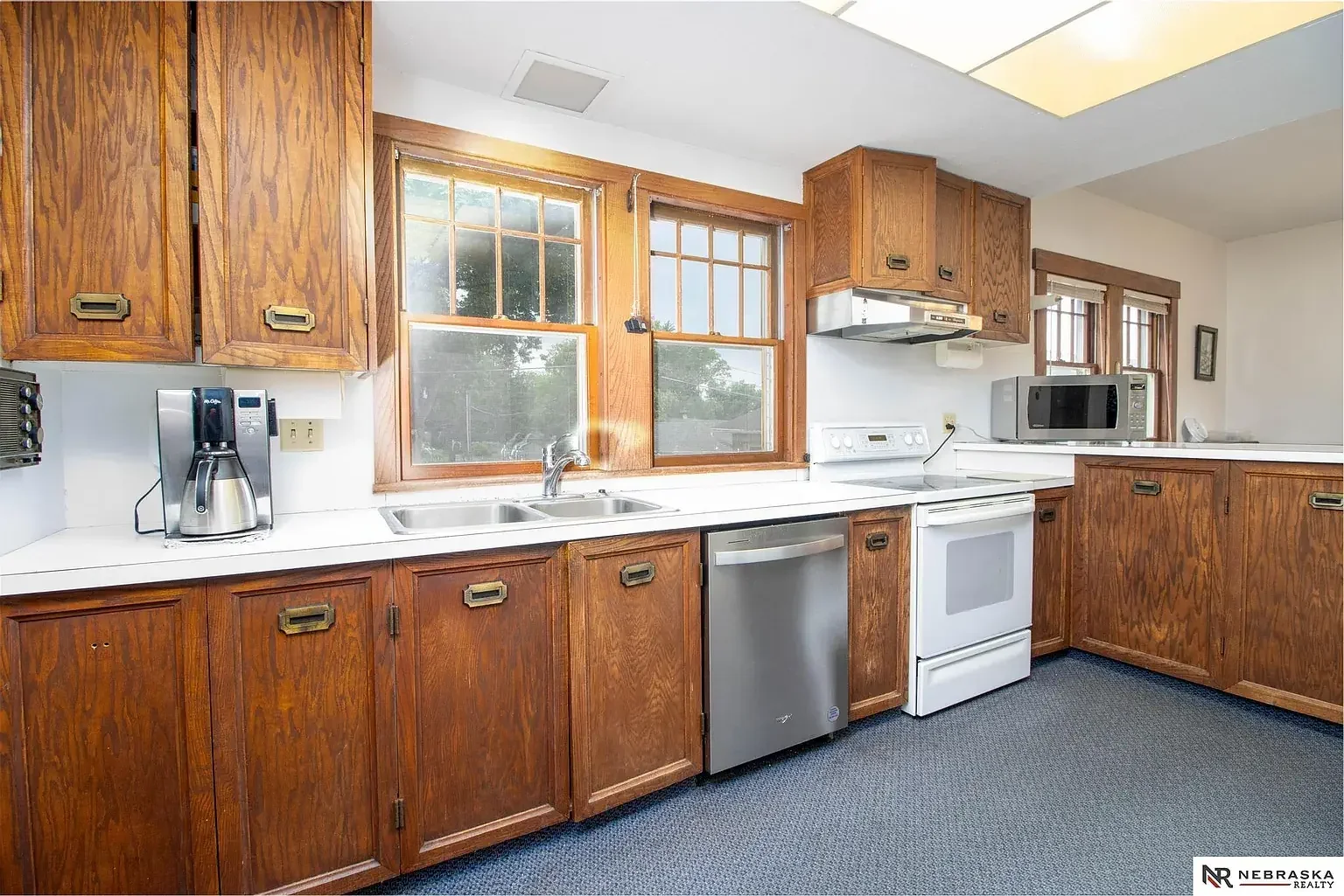 1905 Craftsman house Lincoln Nebraska - 19 - kitchen.webp