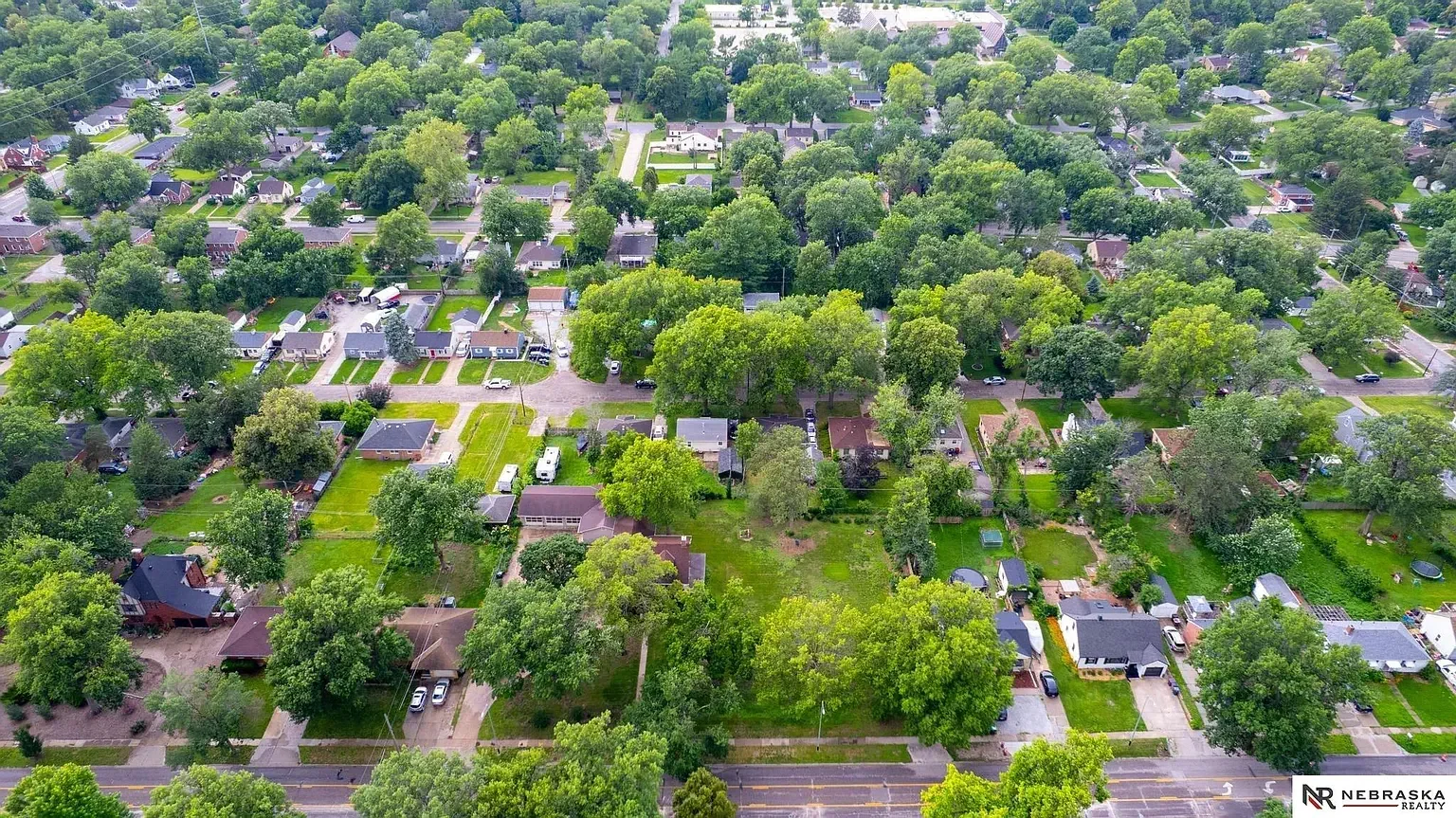 1905 Craftsman house Lincoln Nebraska - 63 - aerial view.webp
