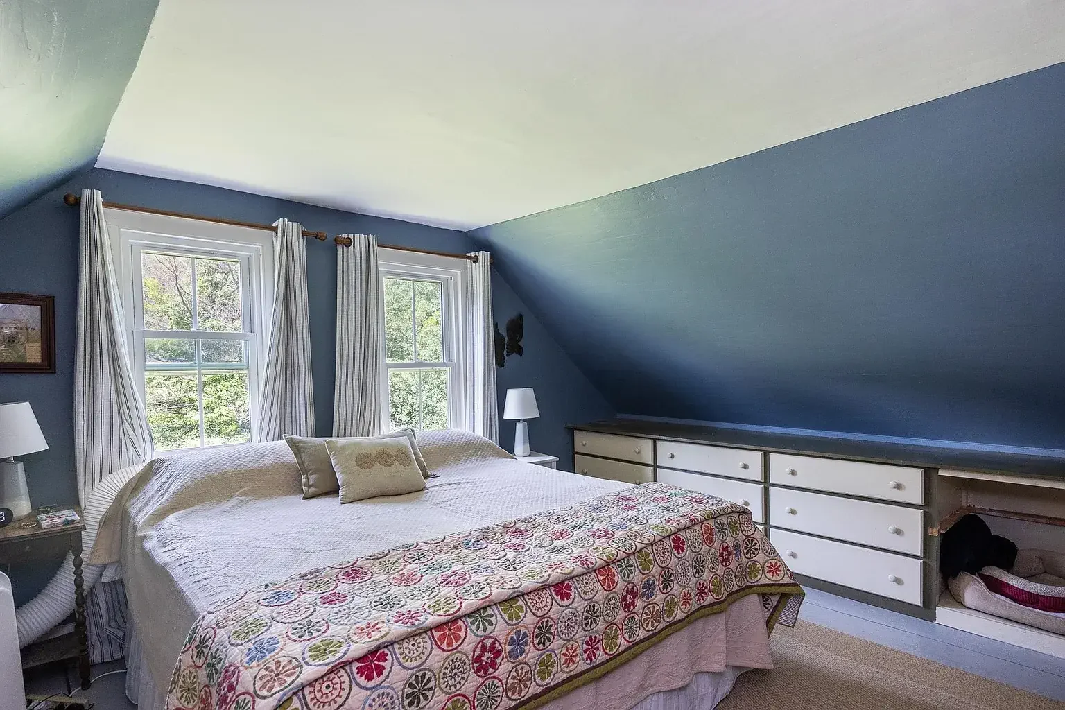 1850 Farmhouse Brookfield Vermont - 35 - bedroom.webp