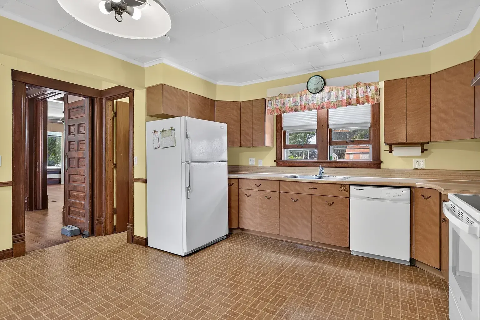 1881 Victorian House Ottawa Illinois - 16 - kitchen.webp
