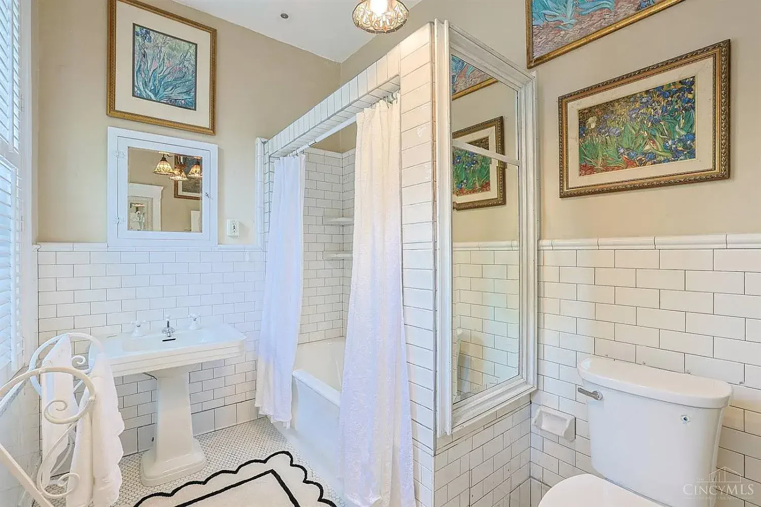 1900 Victorian house Cincinnati Ohio - 39 - basement.webp