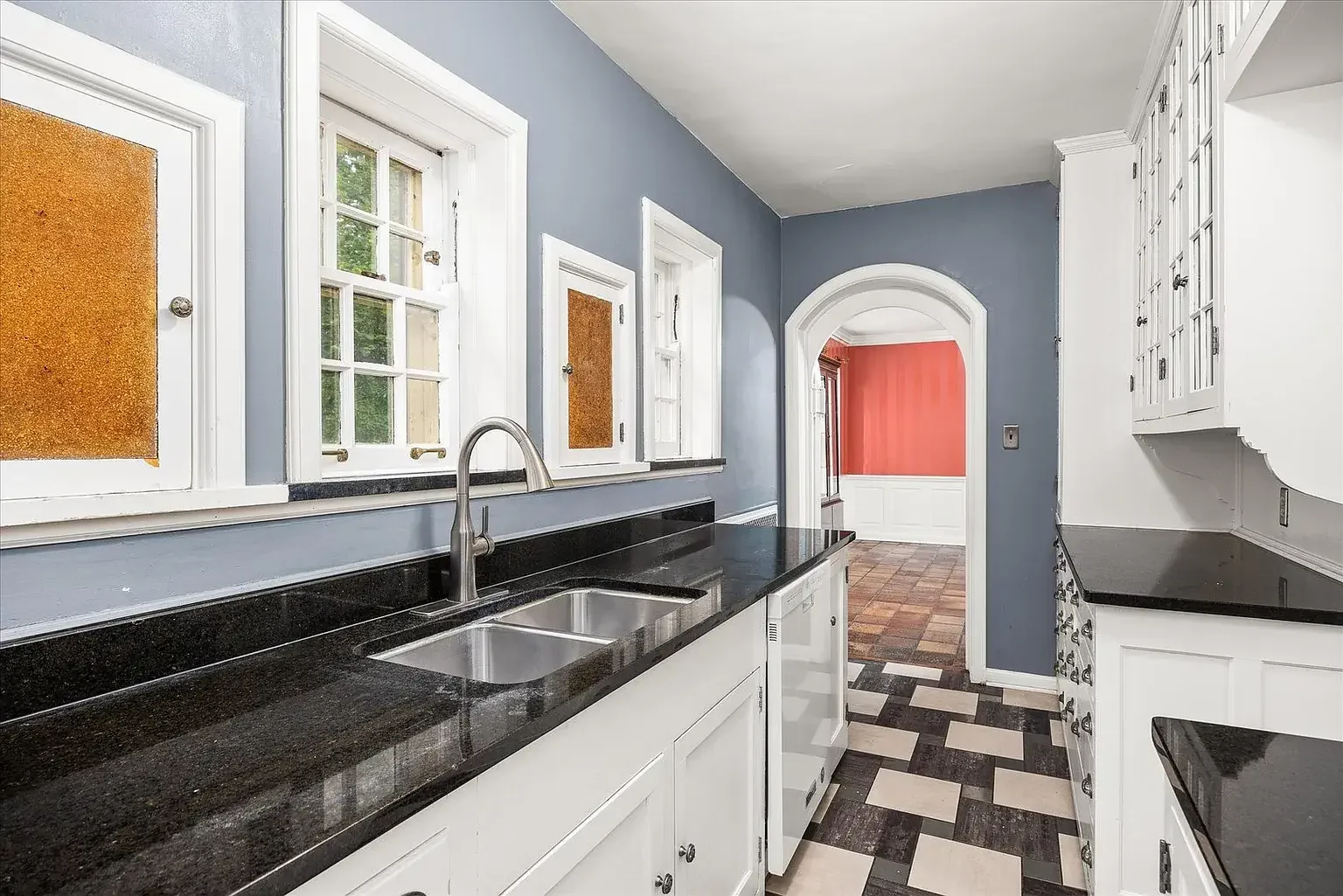 1930 Tudor Revival house Peru Illinois - 33 - kitchen.webp