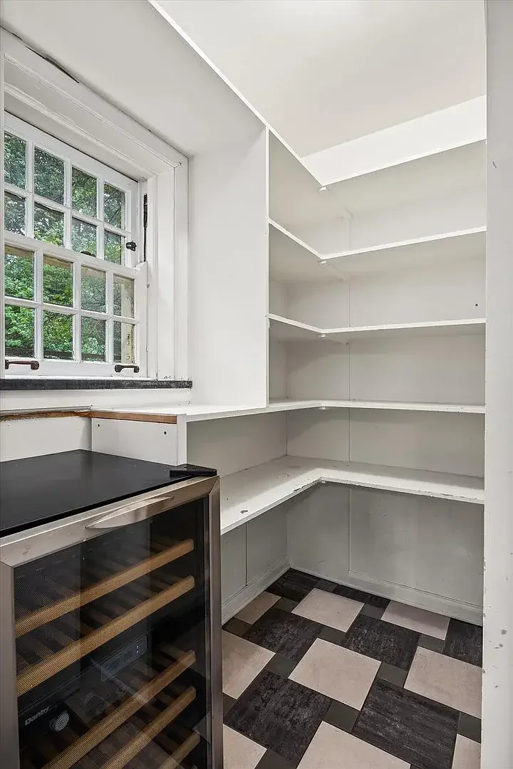 1930 Tudor Revival house Peru Illinois - 39 - kitchen.webp