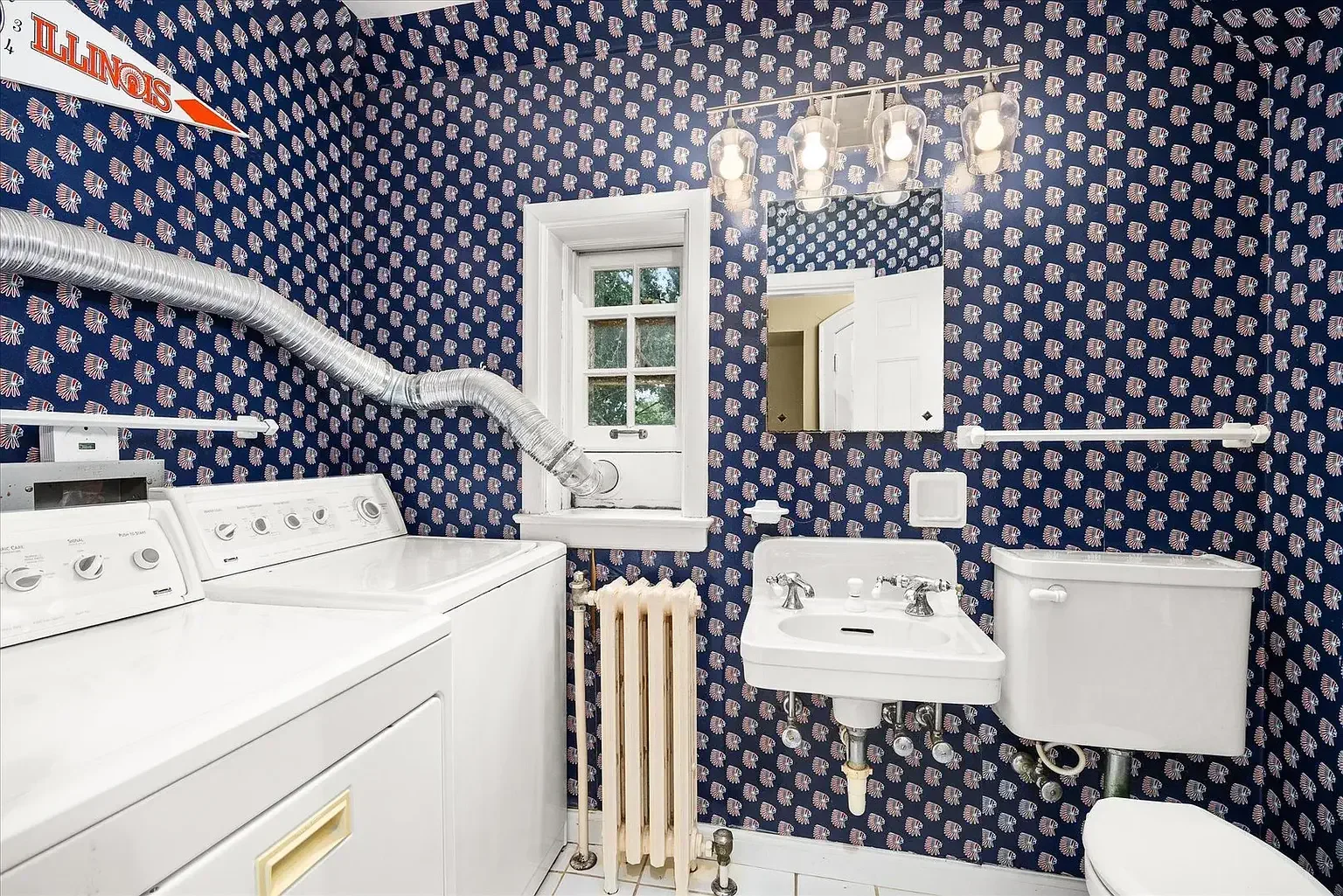 1930 Tudor Revival house Peru Illinois - 43 - bathroom.webp