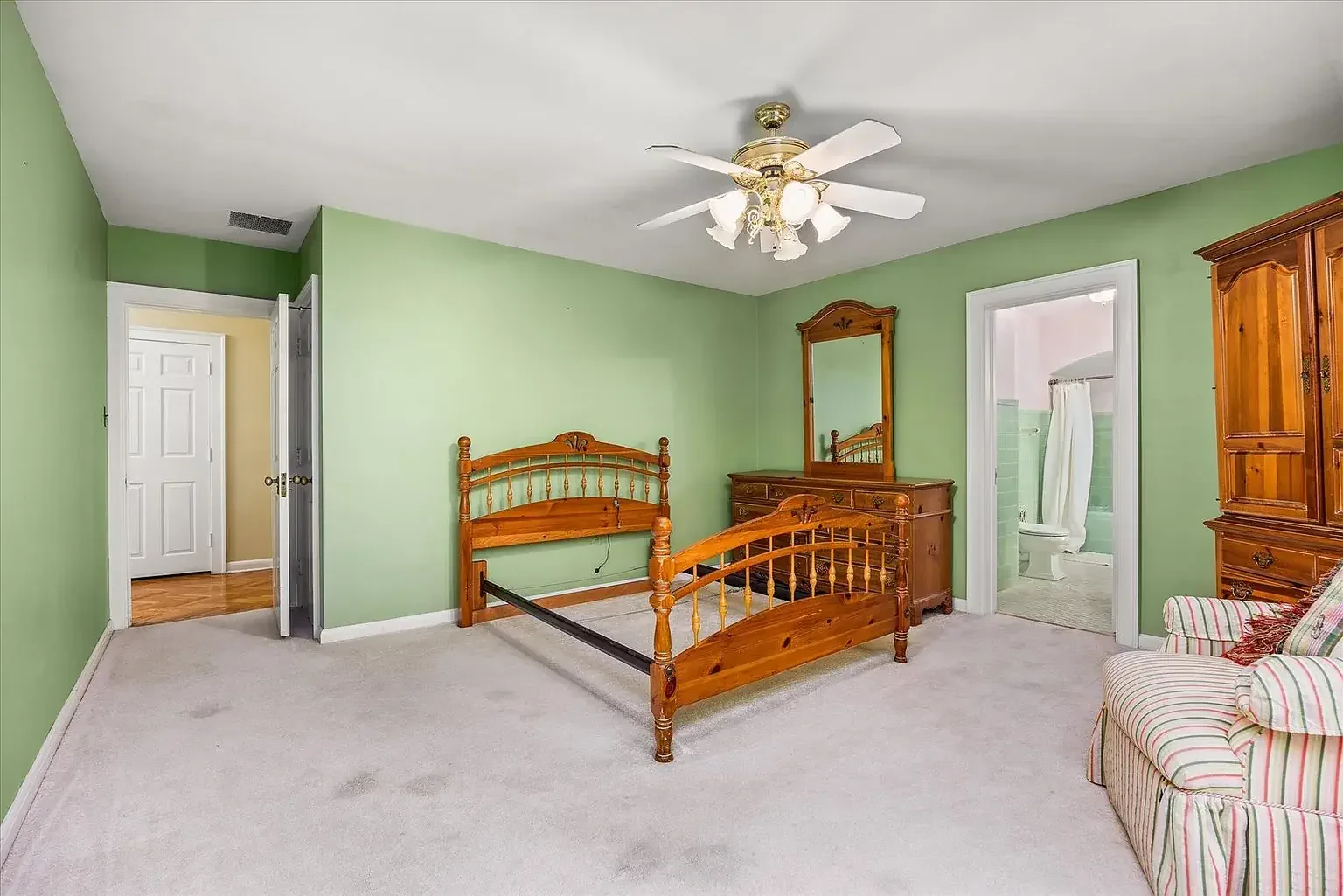 1930 Tudor Revival house Peru Illinois - 47 - bedroom.webp