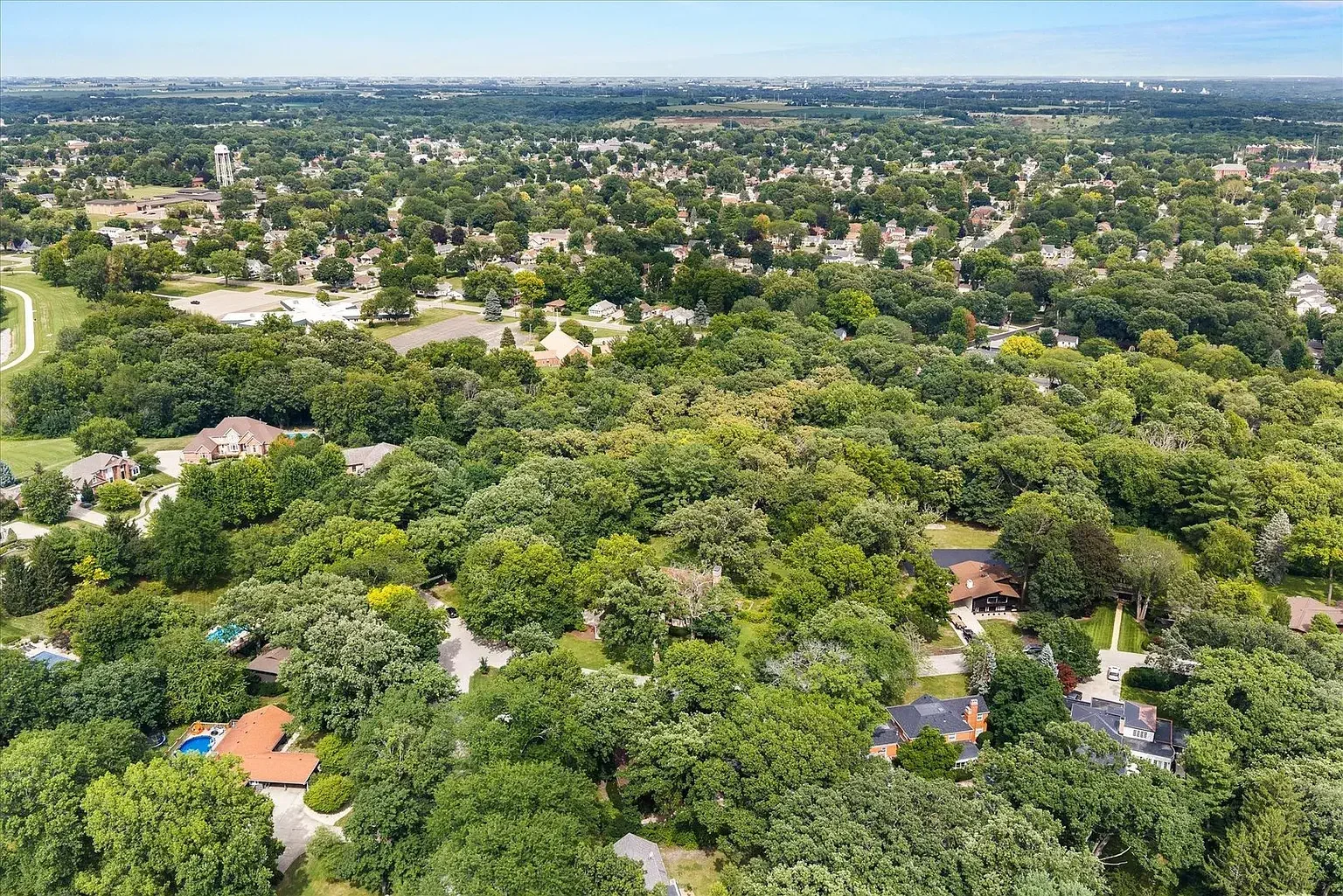 1930 Tudor Revival house Peru Illinois - 76 - aerial view.webp