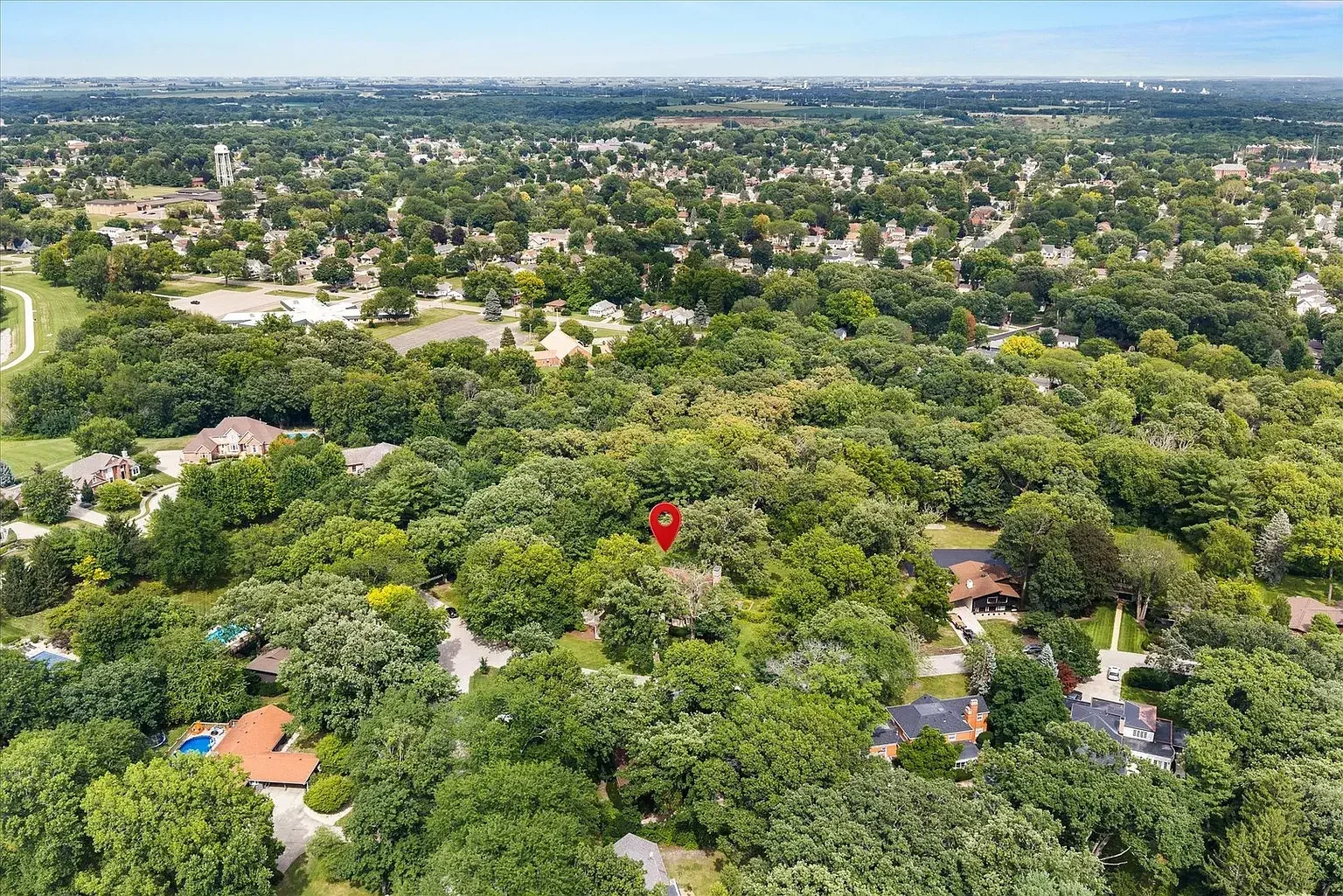 1930 Tudor Revival house Peru Illinois - 77 - aerial view.webp