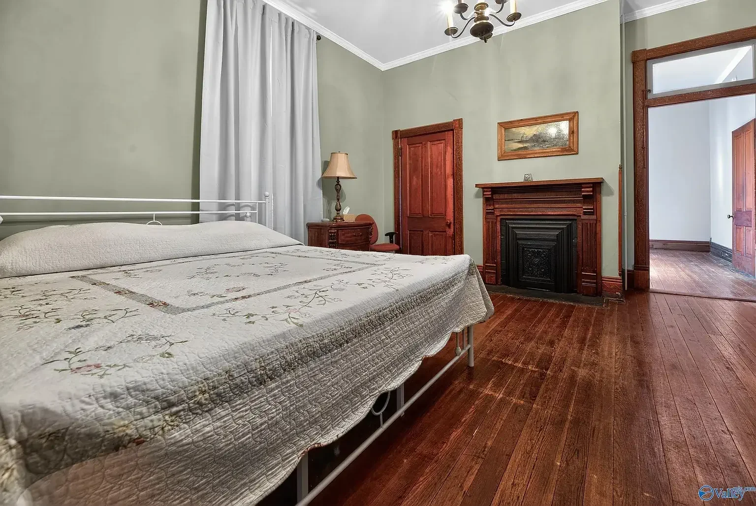 1890 Victorian house Piedmont Alabama 2026- 23 - bedroom.webp
