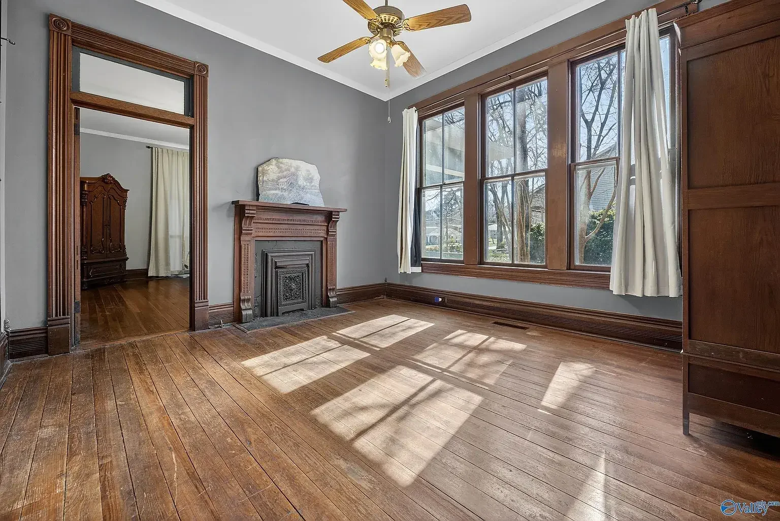 1890 Victorian house Piedmont Alabama 2026- 24 - bedroom.webp