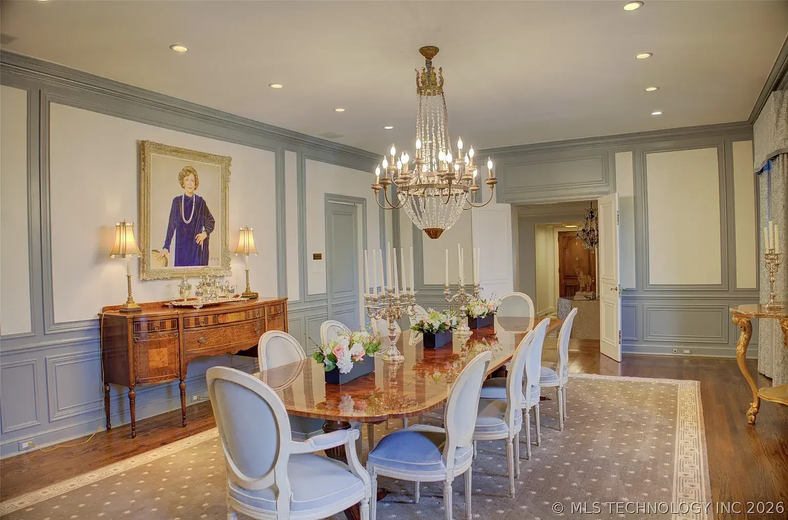 The Greiss Mansion 1931 French Normandy Tulsa Oklahoma - 17 - dining room.webp