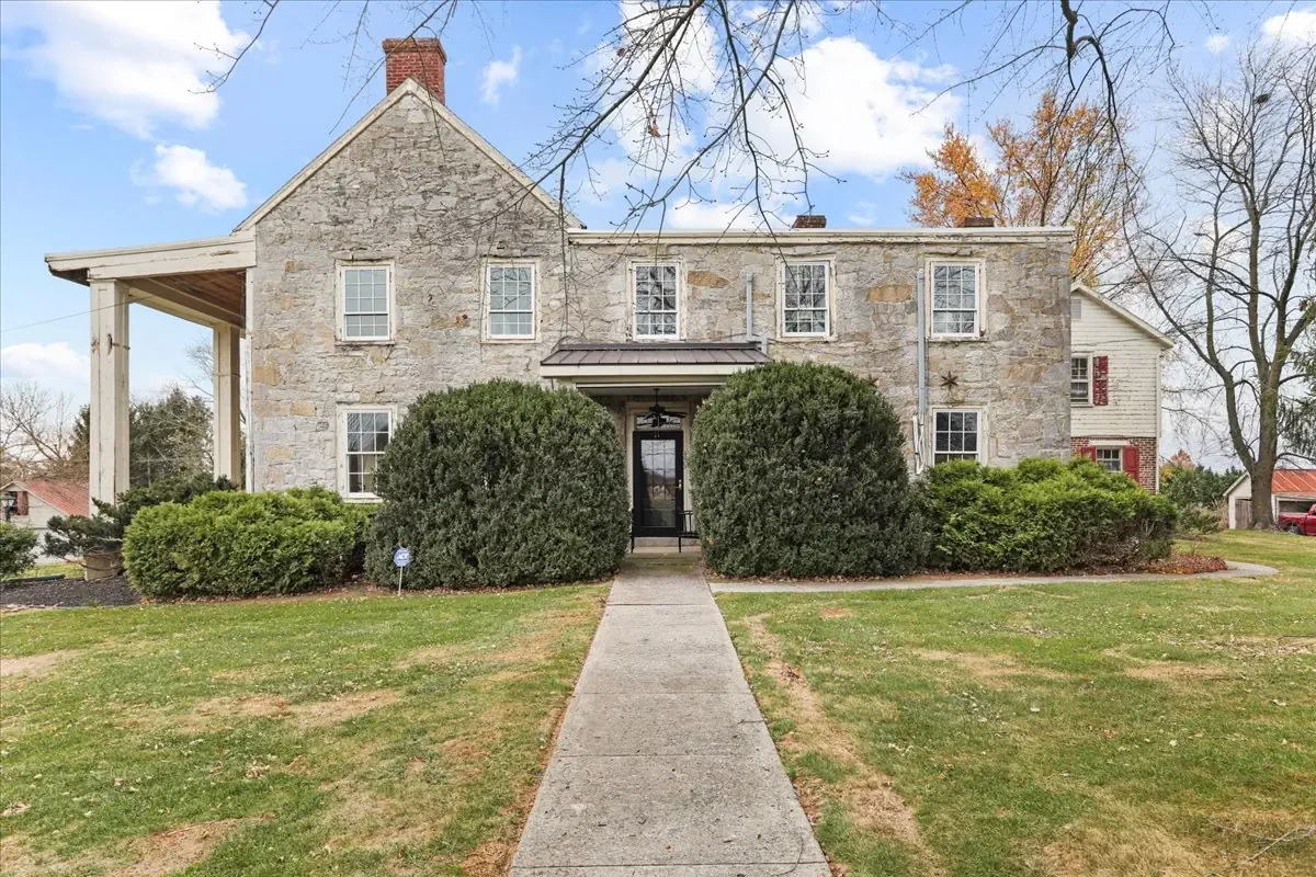 The Mitchell Shook House 1783 Federal style Greencastle Pennsylvania (41).webp