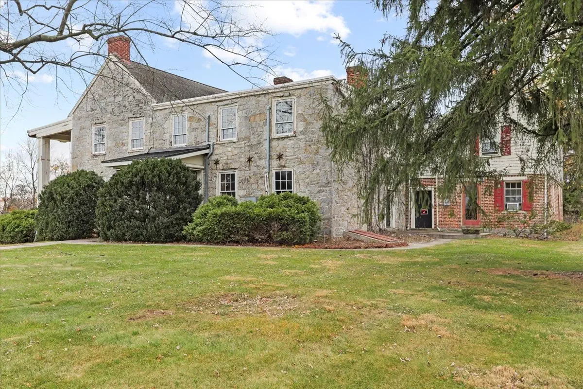 The Mitchell Shook House 1783 Federal style Greencastle Pennsylvania (43).webp