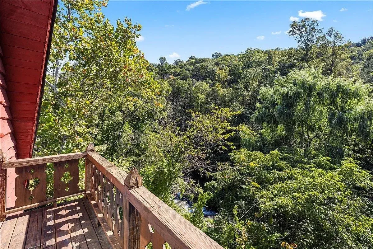 Moffatts Creek Mill 1870 Converted Mill Raphine Virginia - 46 - veranda view.webp