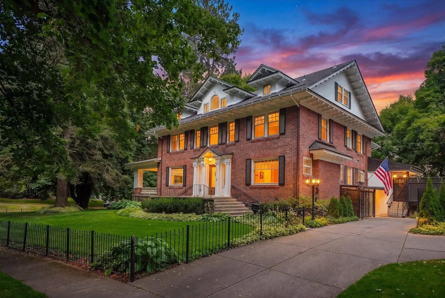 1912 Eclectic house Spokane Washington - 2 - front view.webp
