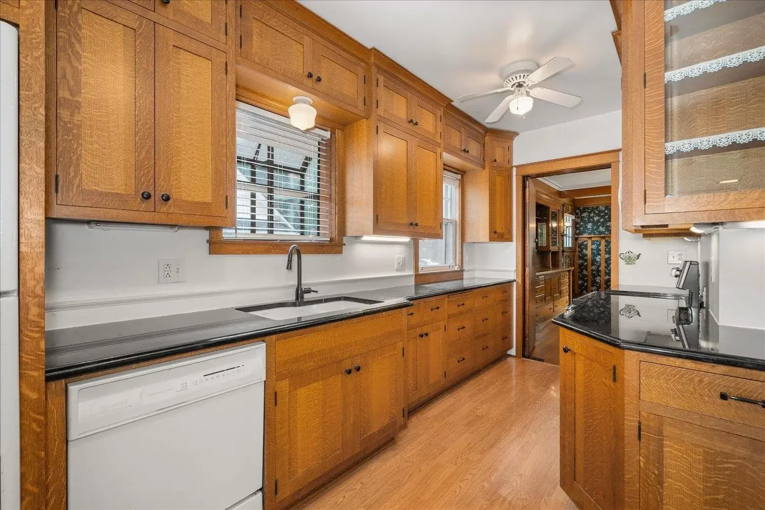 1912 Eclectic house Spokane Washington - 22 - kitchen.webp