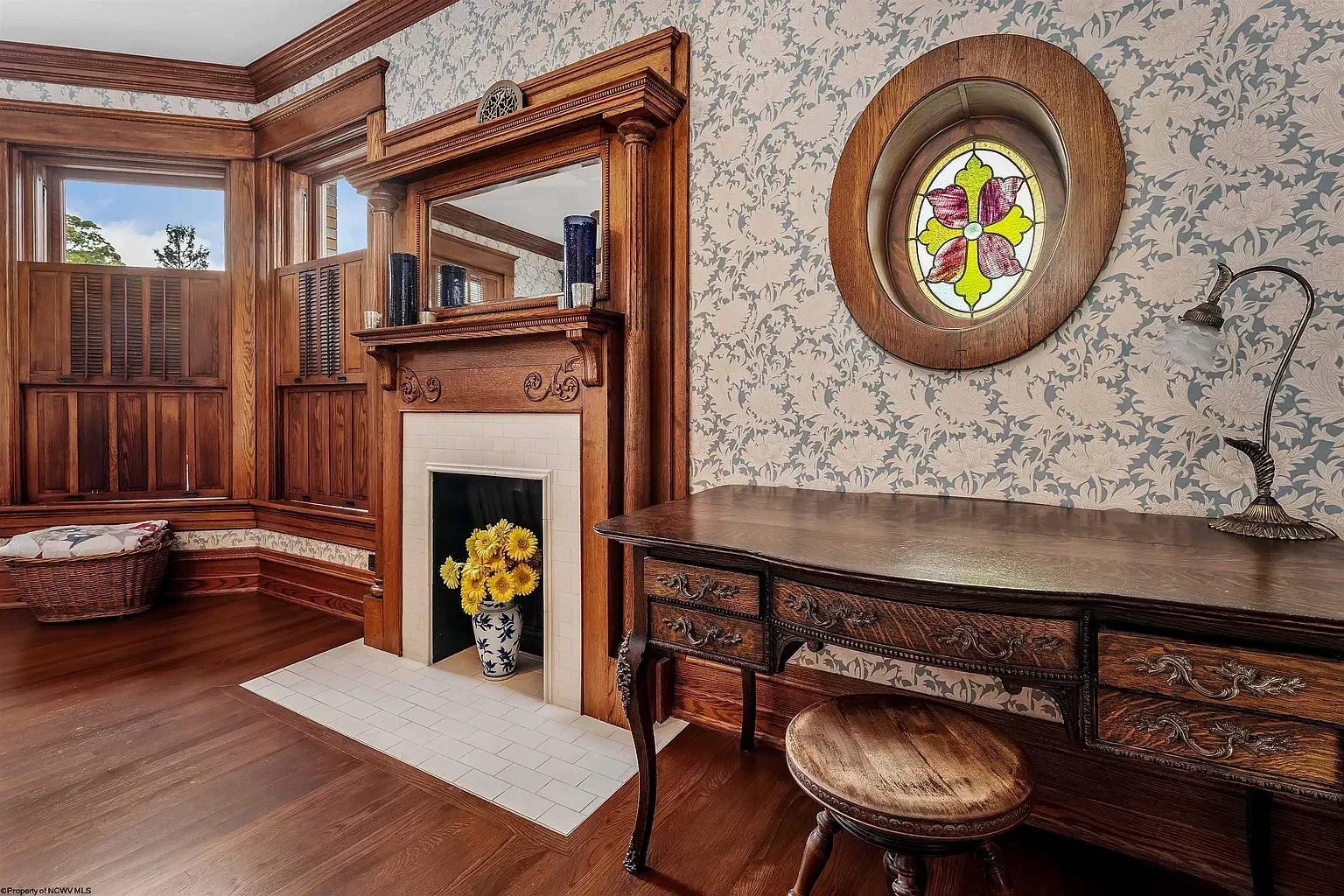 1902 Queen Anne house Morgantown West Virginia - 34 - bedroom.webp