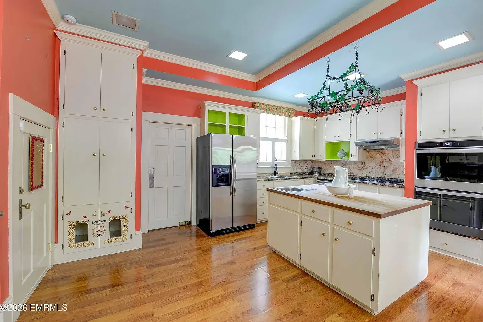 1912 Colonial Revival house Meridian Mississippi - 14 - kitchen.webp
