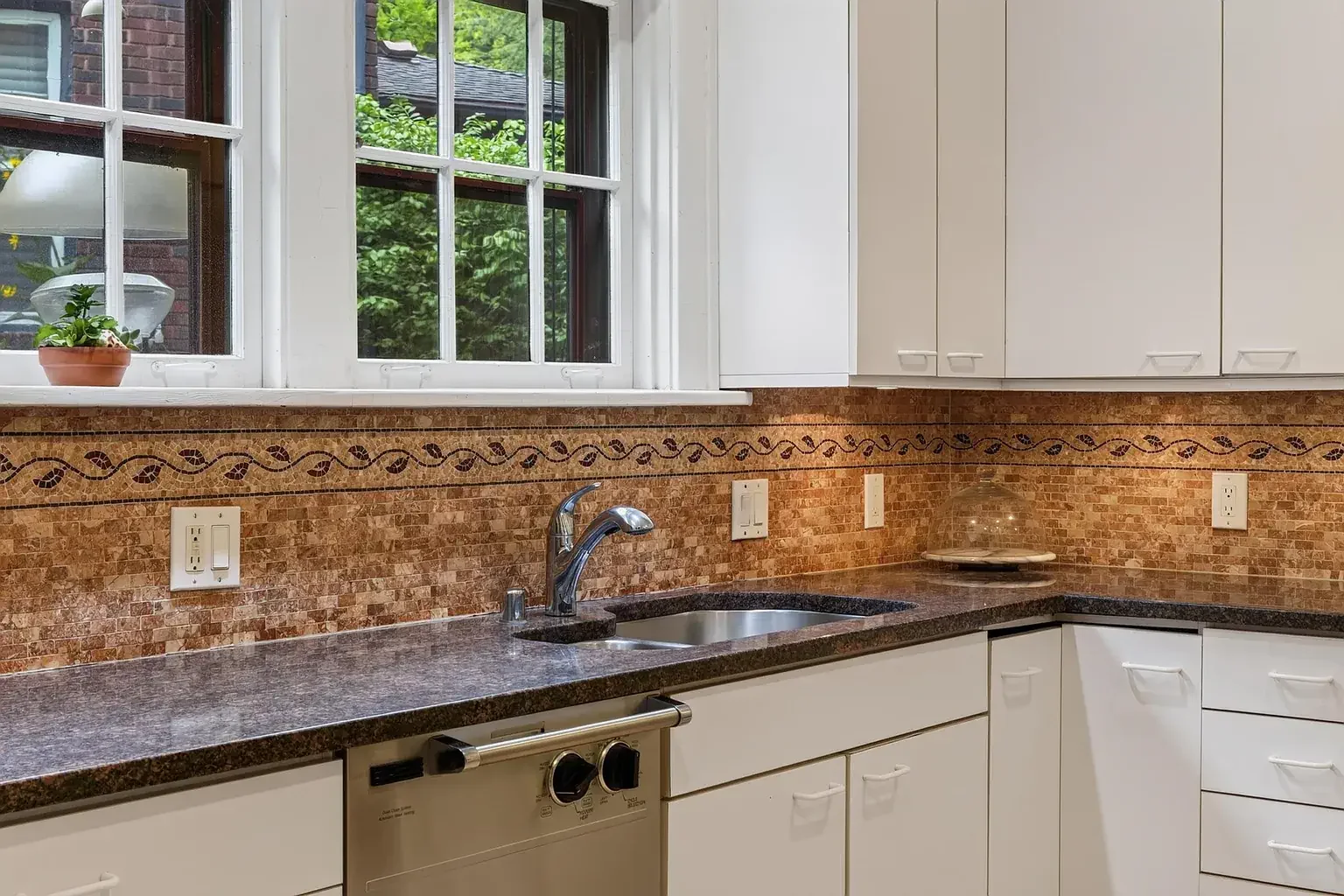 1926 English Revival house Madison Wisconsin - 26 - kitchen.webp