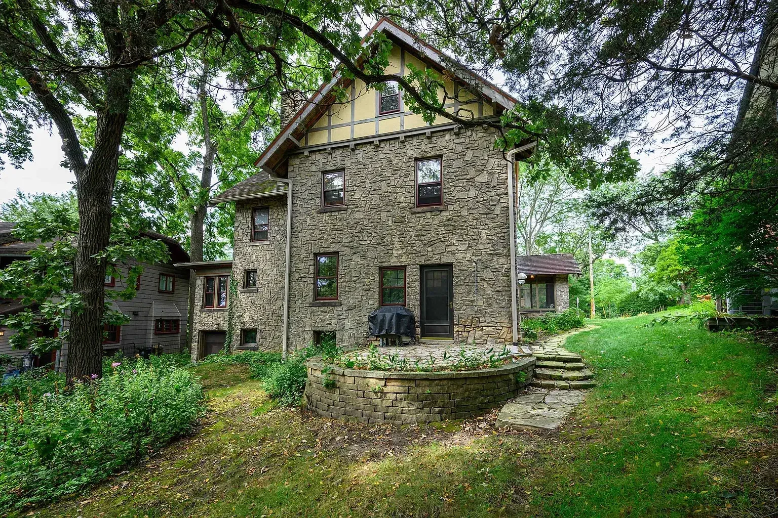 1926 English Revival house Madison Wisconsin - 72 - backyard.webp