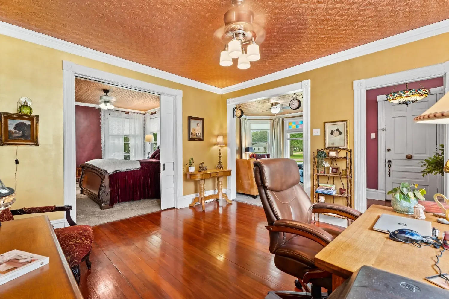1895 Victorian house Gayville South Dakota - 5 - office.webp