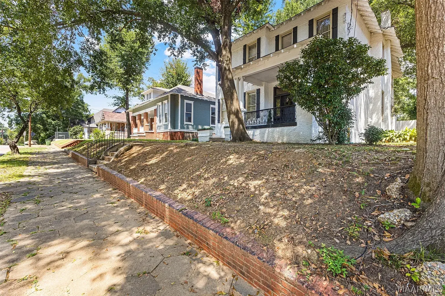 1925 Eclectic house Montgomery Alabama - 41 - side view.webp
