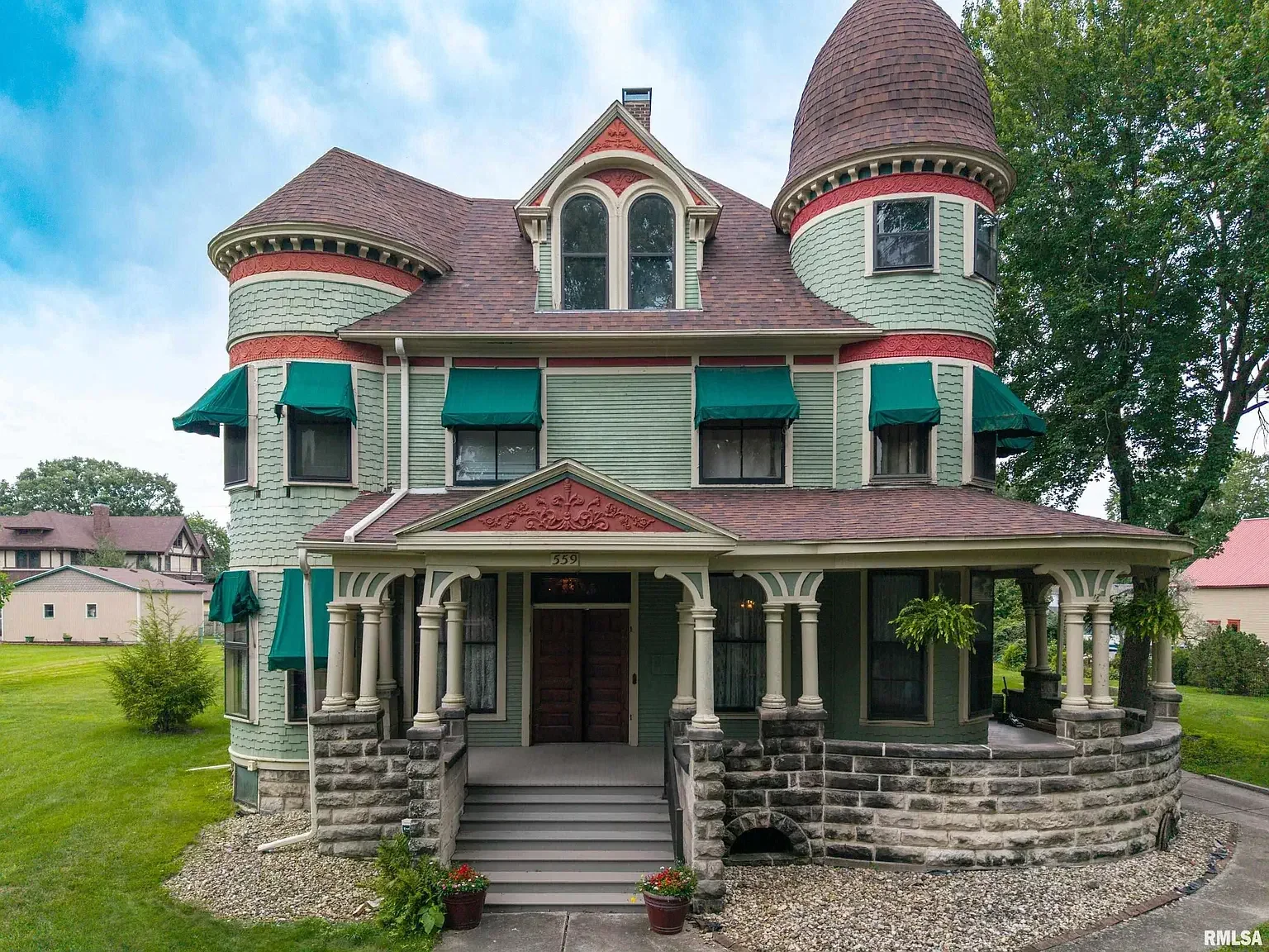 The Wilson Craig House 1889 Queen Anne Galesburg Illinois - 78 - front view.webp
