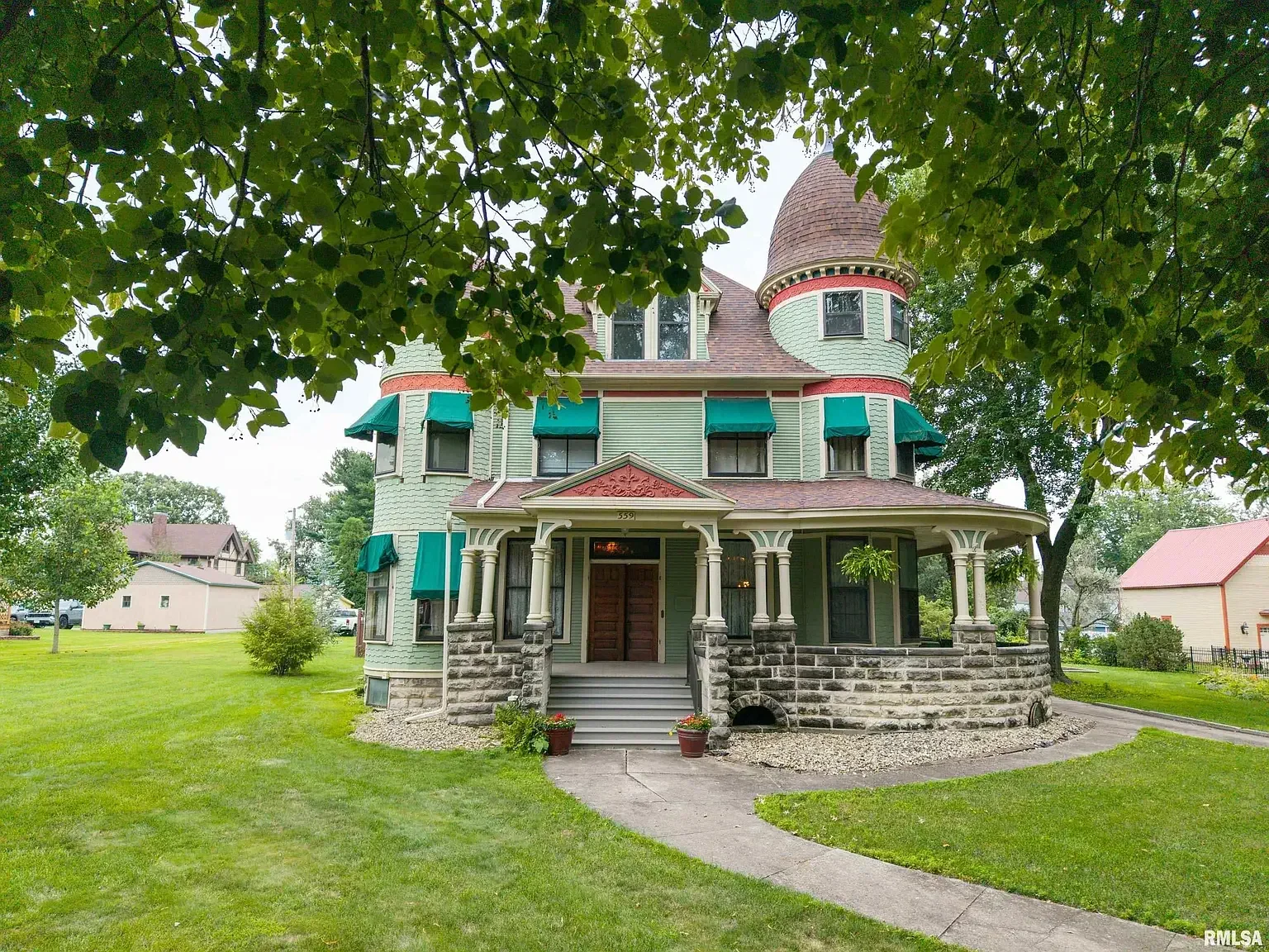 The Wilson Craig House 1889 Queen Anne Galesburg Illinois - 79 - front view.webp