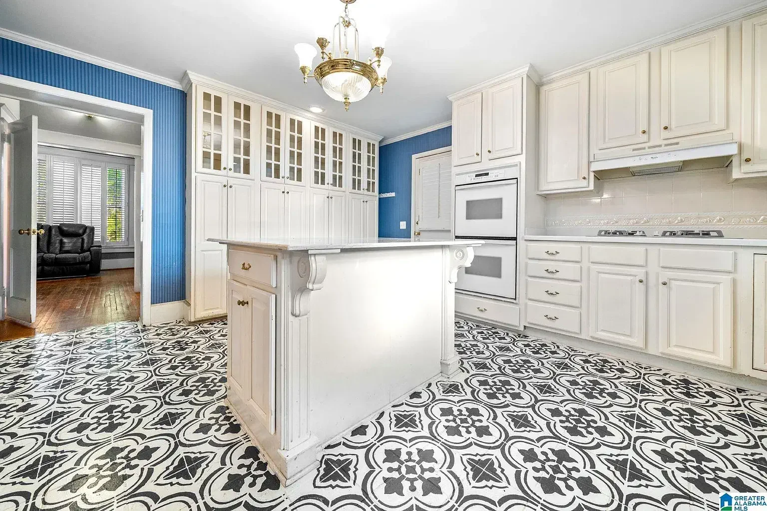 The Magnolia House 1913 Neoclassical Revival Sears Roebuck Home Ashland Alabama - 17 - kitchen.webp