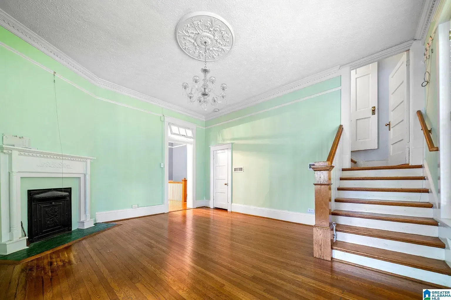 The Magnolia House 1913 Neoclassical Revival Sears Roebuck Home Ashland Alabama - 27 - room.webp