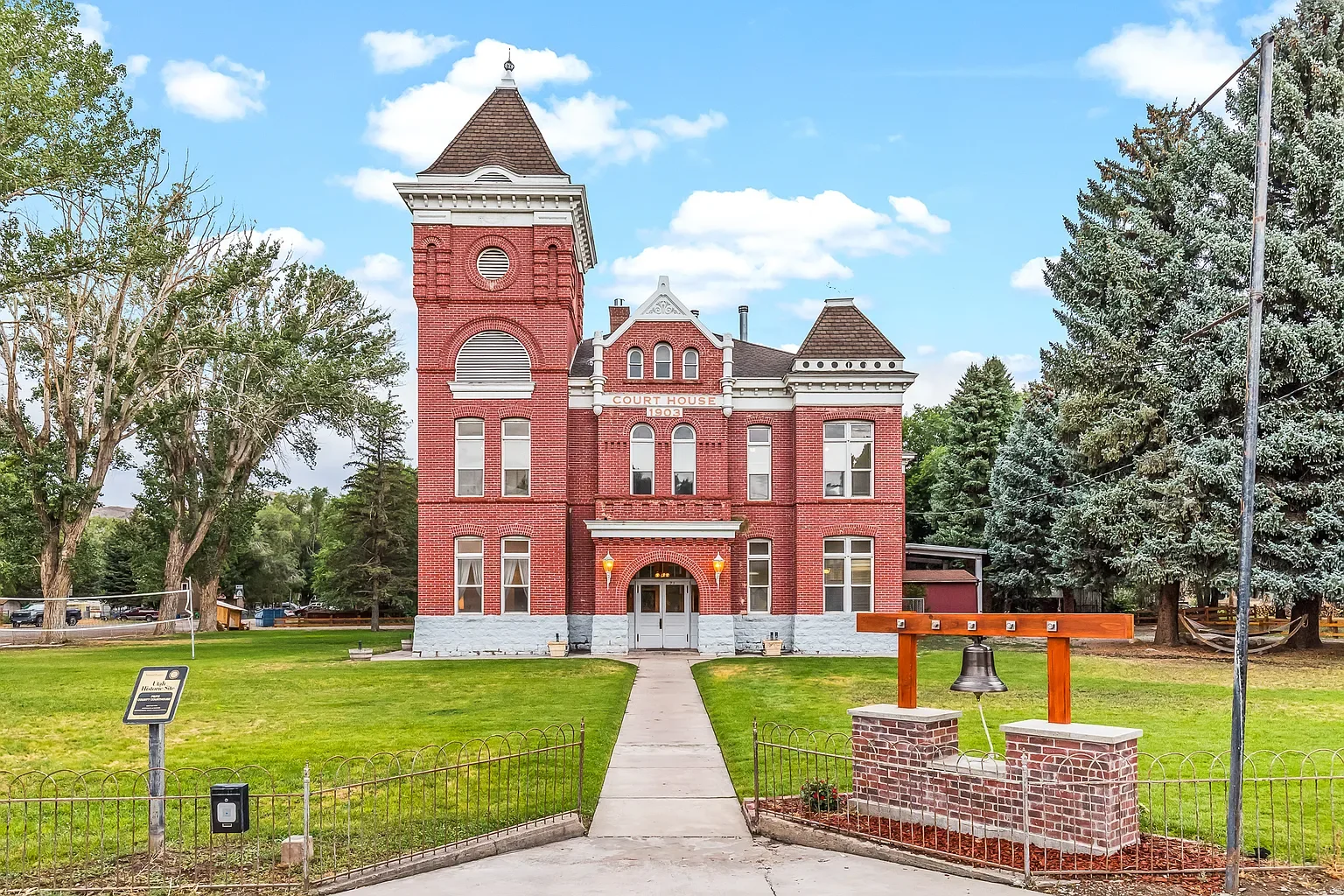 The Historic Junction Courthouse 1903 Edwardian Junction Utah - front view