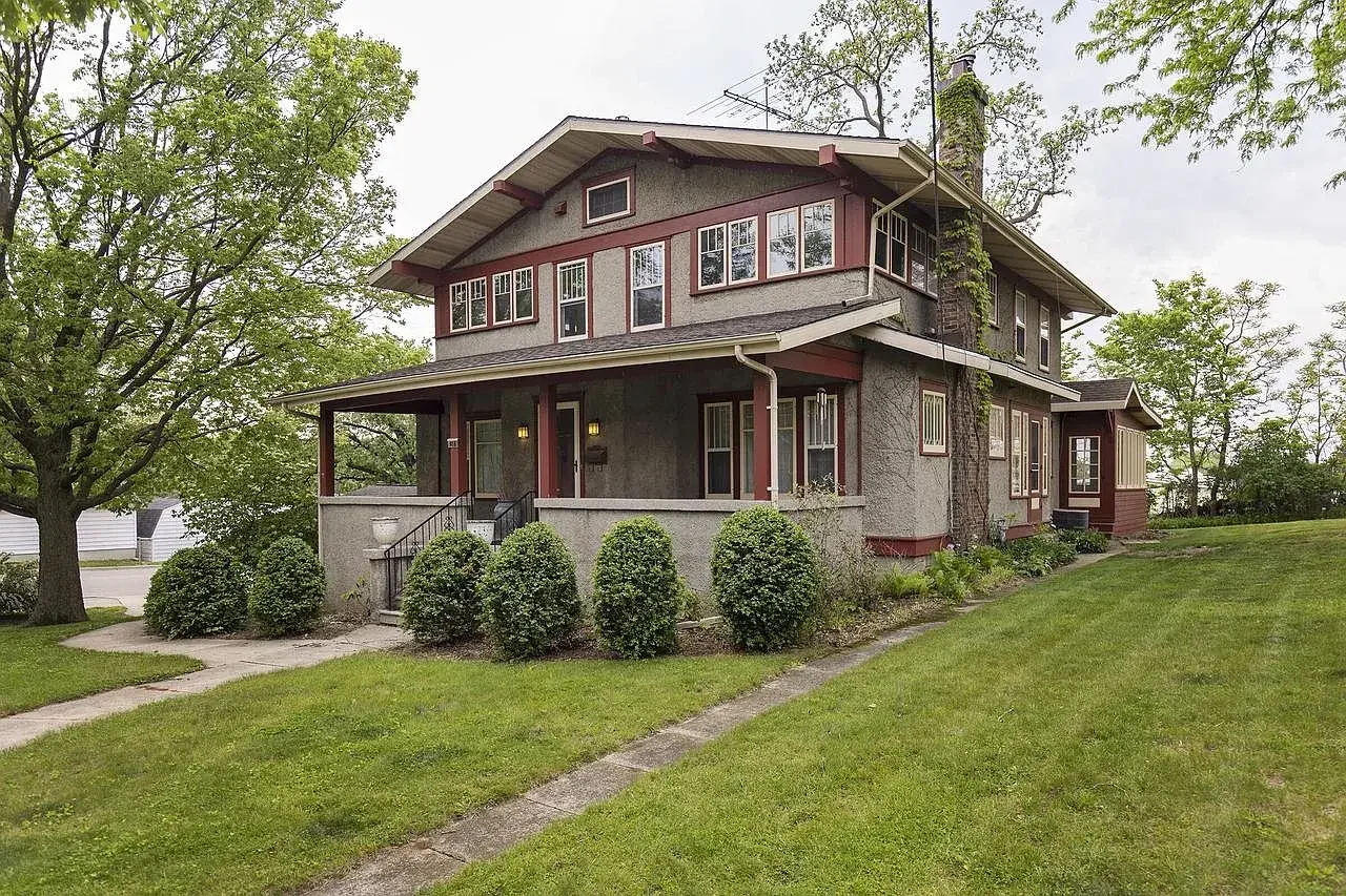 The Telfer Gillard House 1914 Prairie style Fort Atkinson Wisconsin - 1 - front view