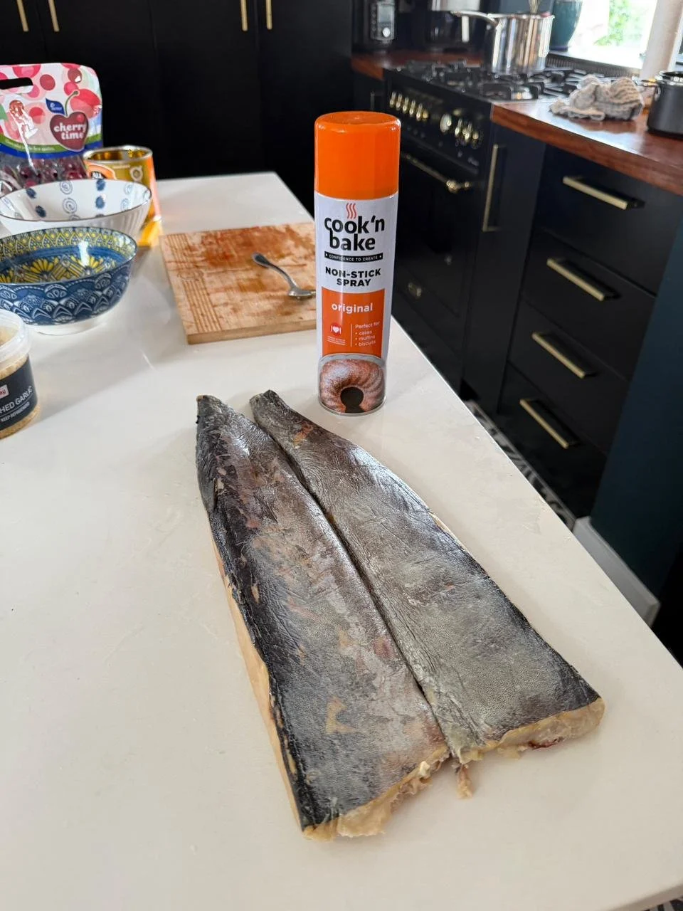Using Spray 'n Cook on the Snoek.jpeg