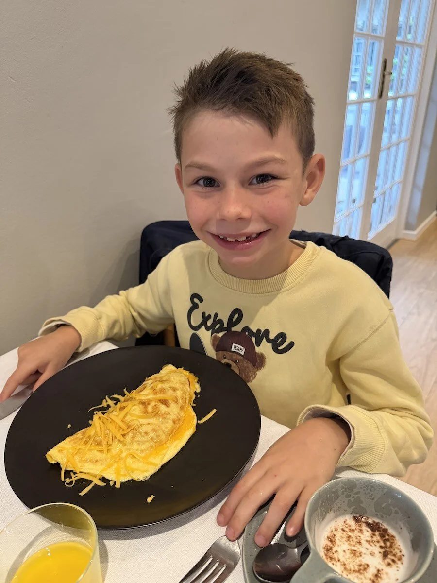 Corner House Residence - Franschhoek - Breakfast - Aiden