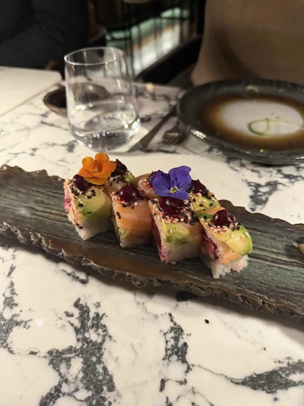 Salmon avocado roll