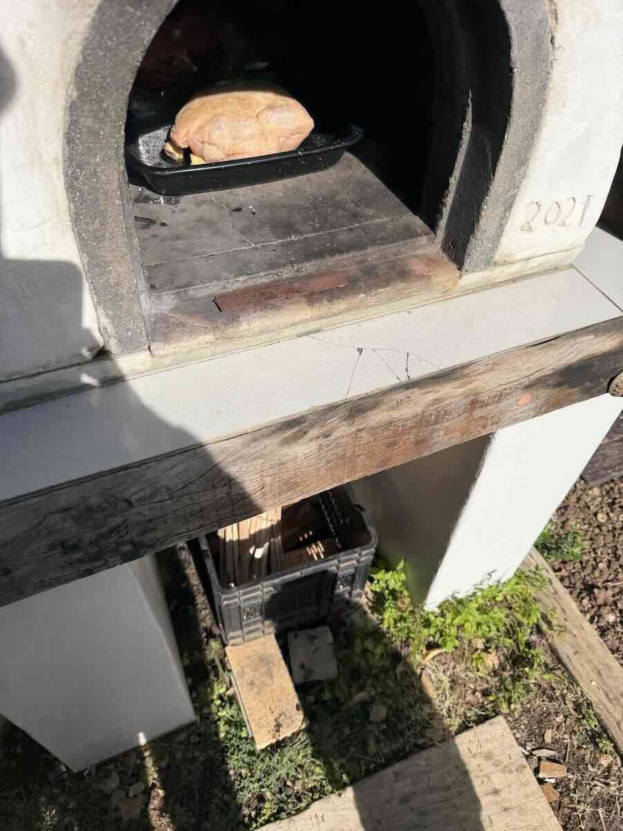 Ou-Skool-Robertson-pizza-oven-chicken