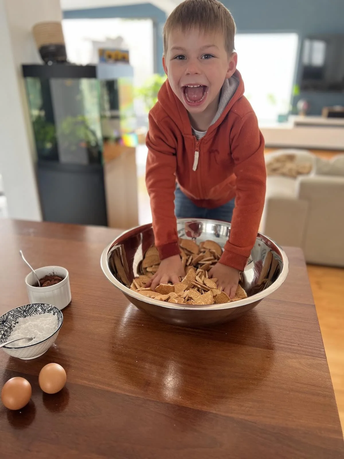 Marie biscuit fudge - crushing the marie biscuits
