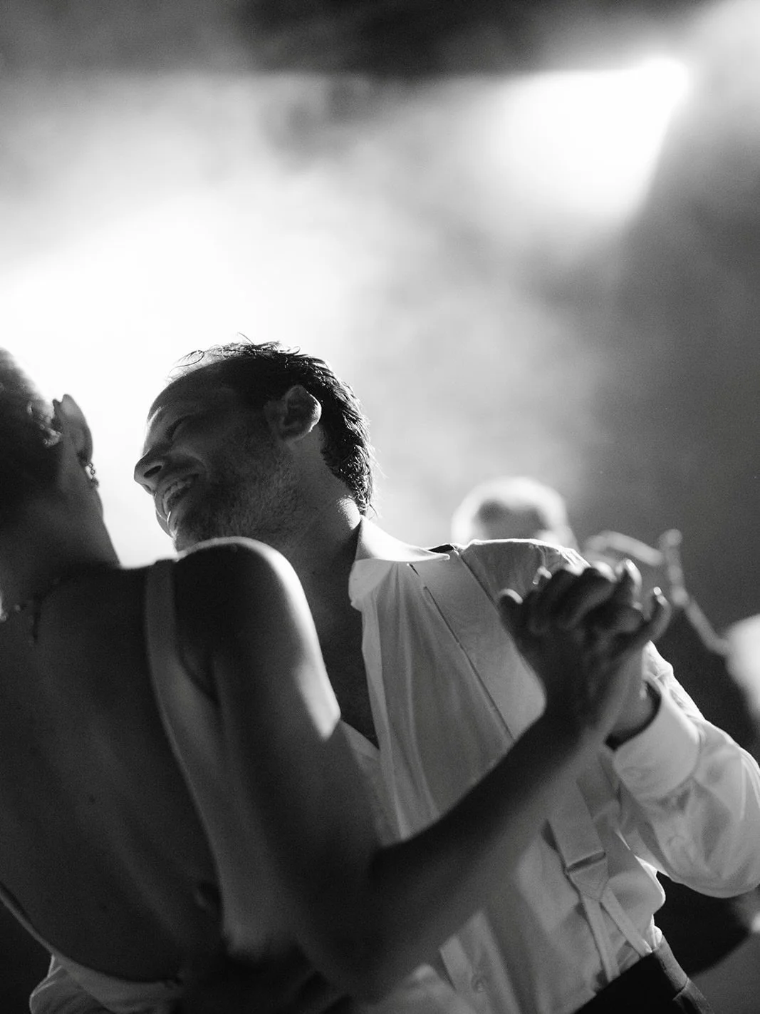 Joan and Jonathan. 

Saint-Tropez

salt in the air
sun on skin
a slow afternoon turning into night

champagne hush
vows like a whisper 
the riviera doing what it does best-
making love look effortless 

planning @soireescafedelux 
cinema @wedcinemati