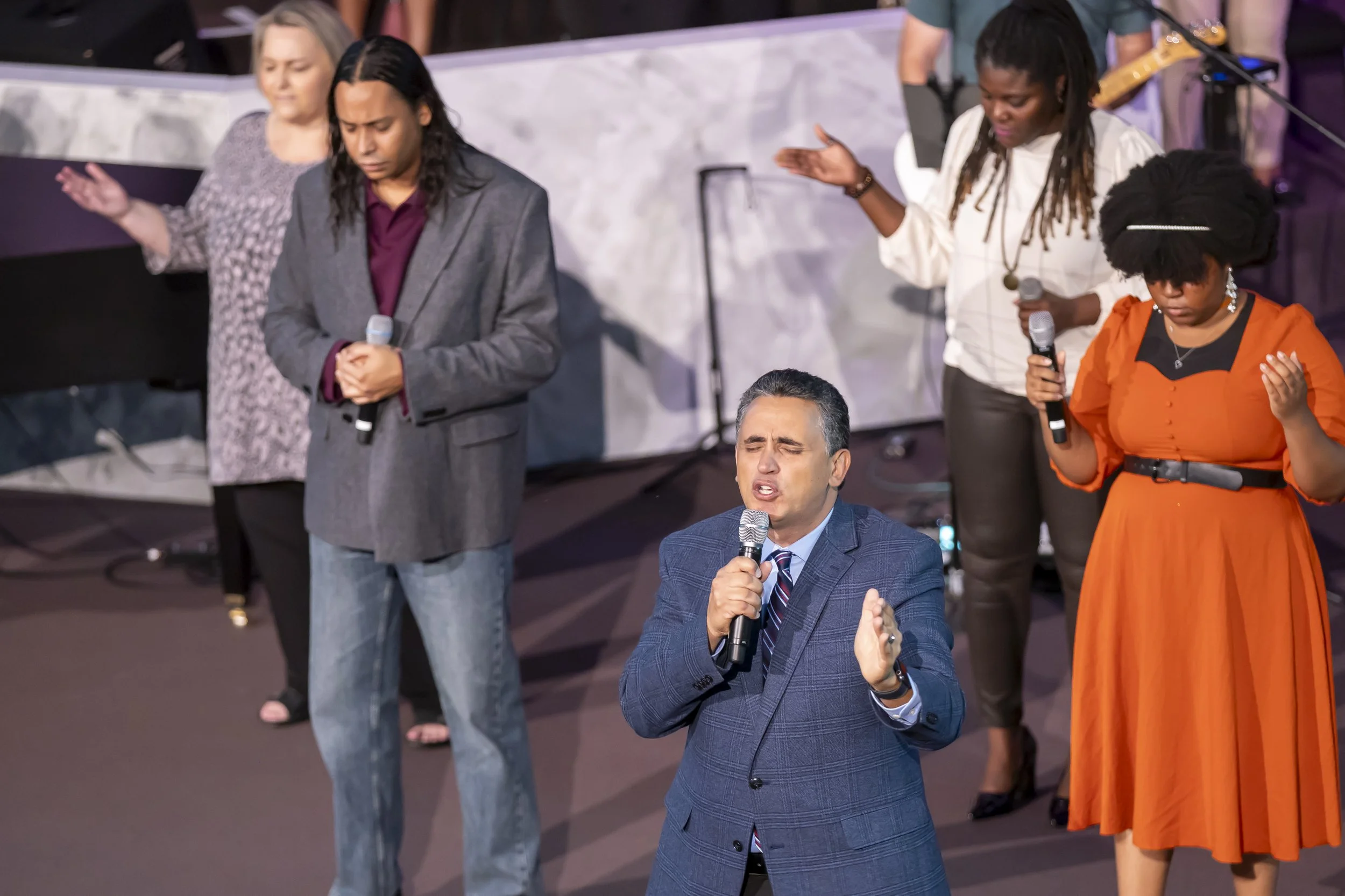 20251130 COAN SUNDAY SERVICE-0152.jpg